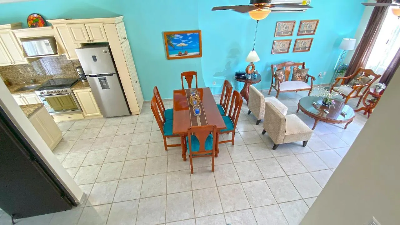 CASA MARIN PALMA REAL Puerto Morelos Villa 0*,  México